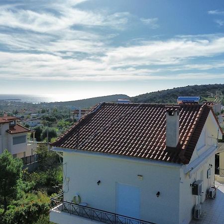 Apartamento Beautiful Maisonette With A View To The Mountains And The Sea Agia Marina  Exterior foto